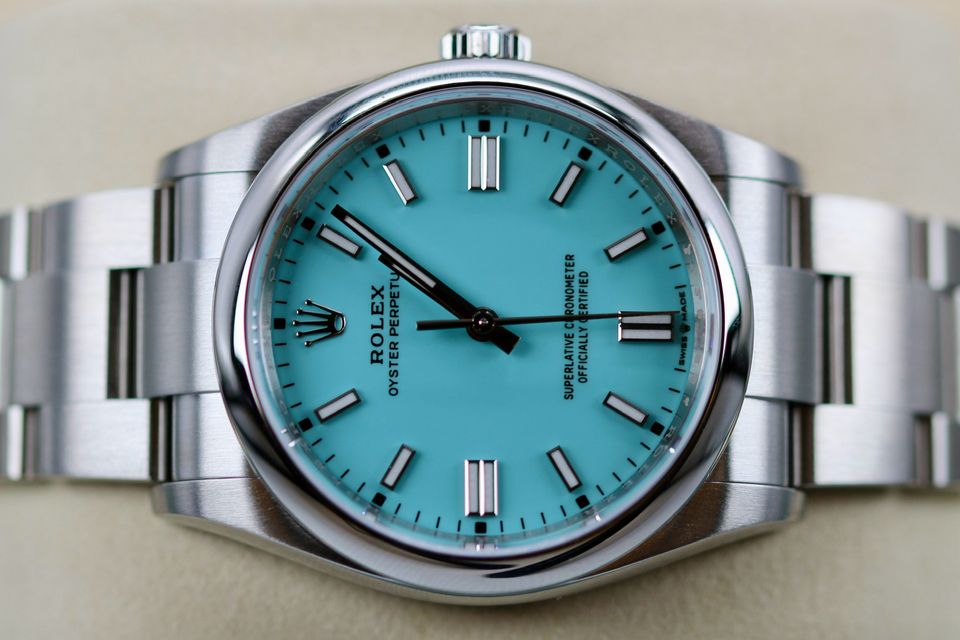 Rolex Oyster Perpetual 126000 Image 5